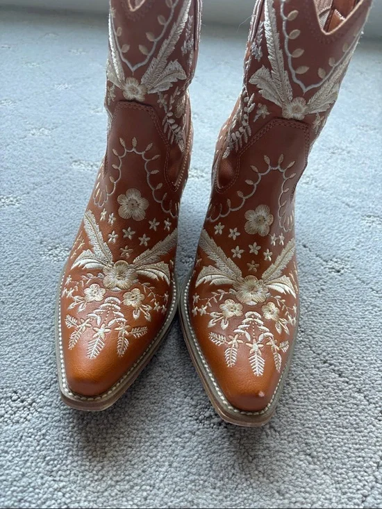 Mi.Im Los Angelos Embroidered Brown Western Ankle Boots - Picture 2 of 4